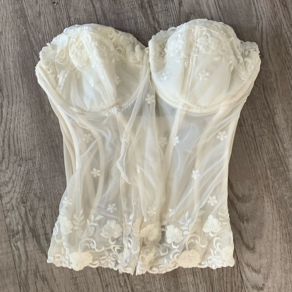 Felina lingerie floral sheer white Bustier size 36 D
